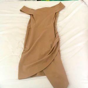 NWT super sexy tan dress 👗